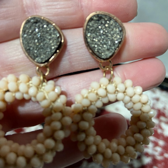 Black Faux Crystal and Pink Iridescent Bead Pierced Earrings. Gold tone - Picture 2 of 4